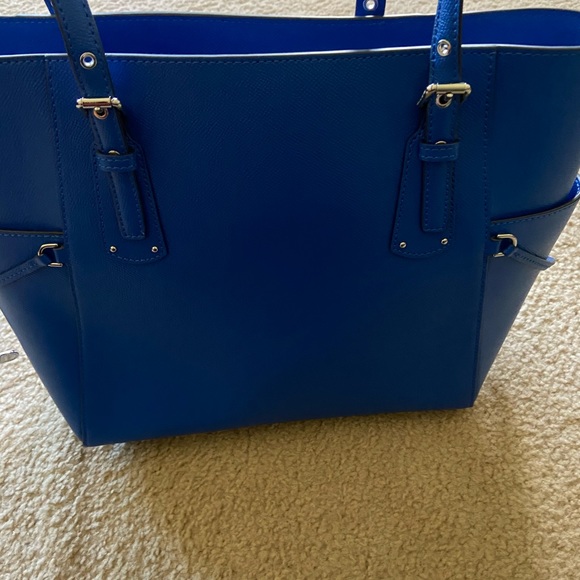 Michael Kors leather handbag - Picture 2 of 3